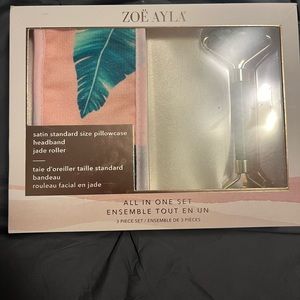 Zoe Ayla All in One Dream Set Spa Gift